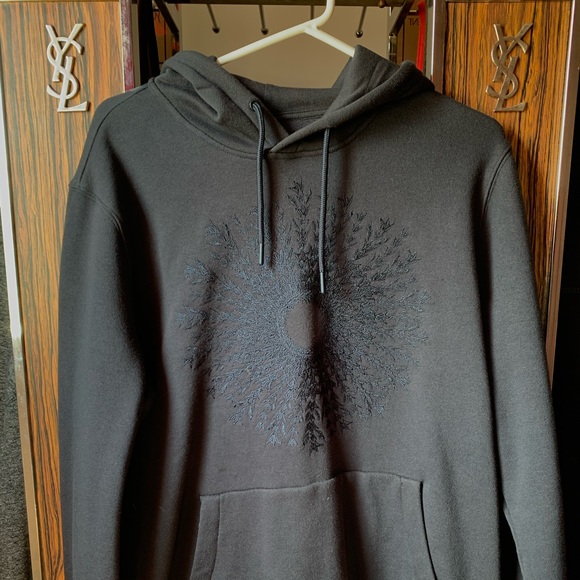 H&M Lux Design Hoodie - Picture 1 of 2